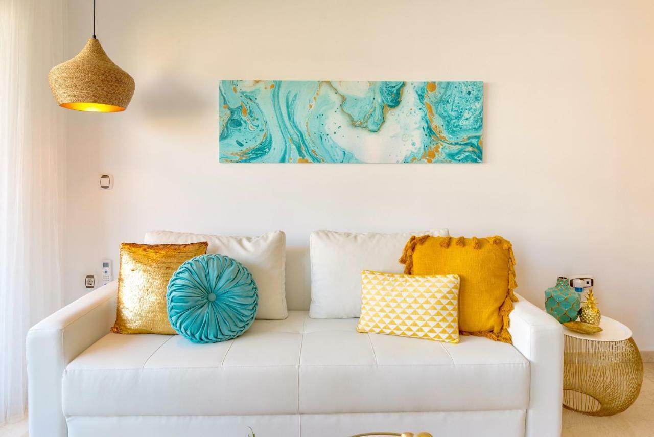Charming Apartment On The Beach - Pool And Parking Málaga Exterior foto